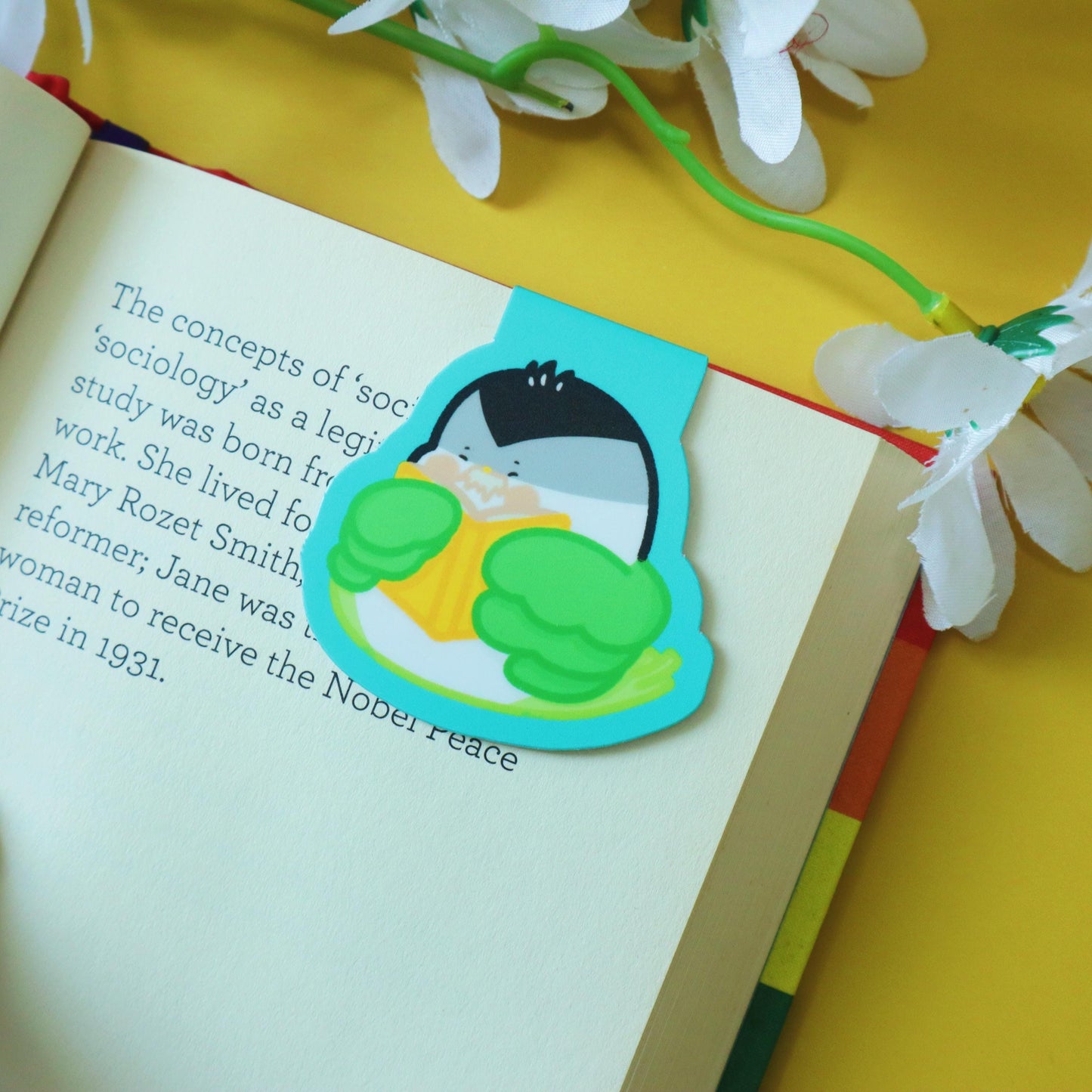 Aromantic Flag Magnetic Bookmark- Subtle LGBT Aromantic Mascot Arrow- Kawaii Bird Eating Book Bookmark