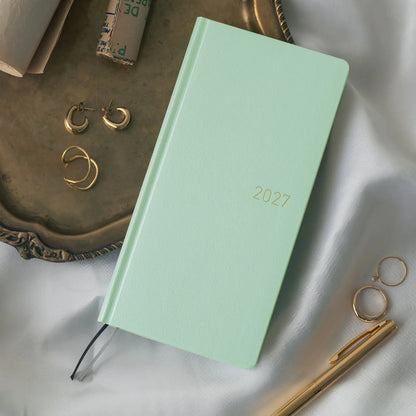 Hobonichi Weeks 2027 - January Start- English/Japanese [FREE PEN INCLUDED]